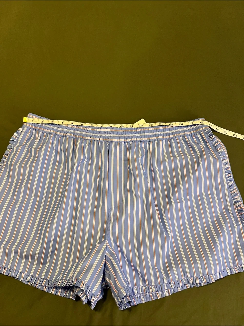 Light Blue Striped Women’s Elastic Waist Shorts with Ruffle Trim Size XL